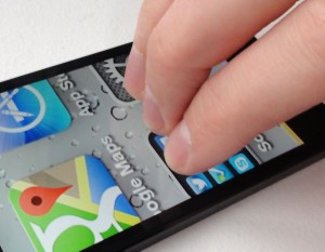 Zooming the iPhone display 300x233 Android/iPhone tip: How to zoom the entire display