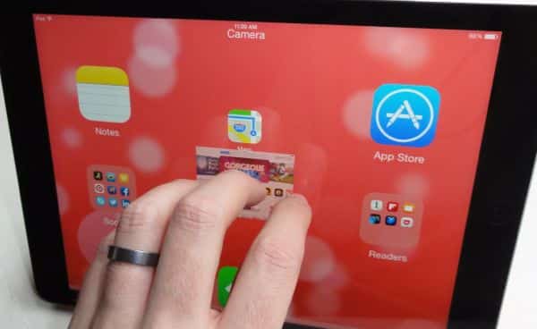 Pinch to return to iPad home screen