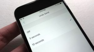 email apps - The Airmail app for iOS lets you choose how long you have to "undo" a send.