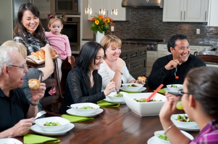 6 smartphone "dos" and "don'ts" for Thanksgiving