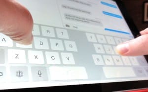 iOS 7 split iPad keyboard