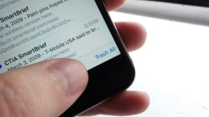 delete all messages - How to find the iOS Mail Trash All button