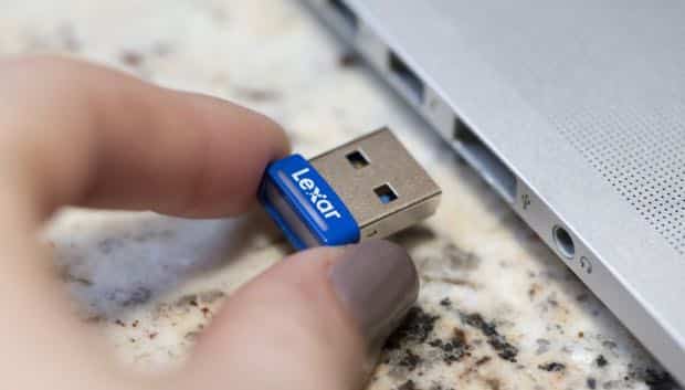 Lexar JumpDrive S45 128GB USB 3.0 Flash Drive