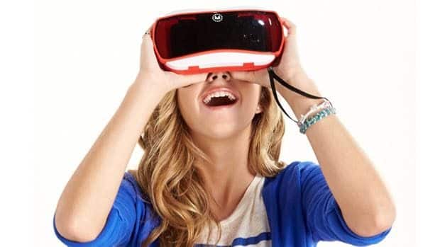 Take your first peek at virtual reality with this $17 headset