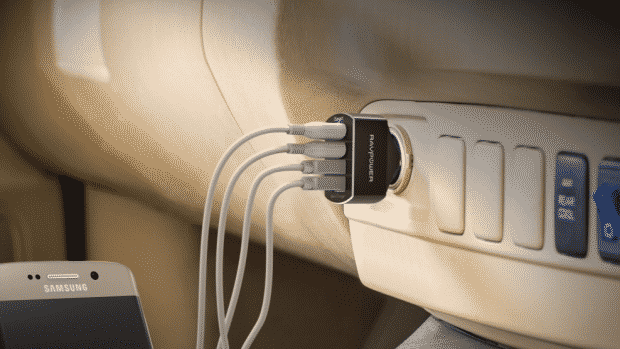 Daily deals RavPower car charger